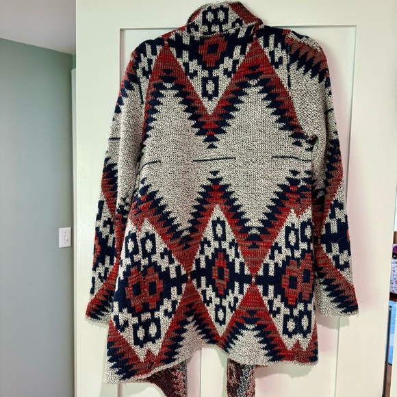 Patterned Sweater - Picture 2 of 2